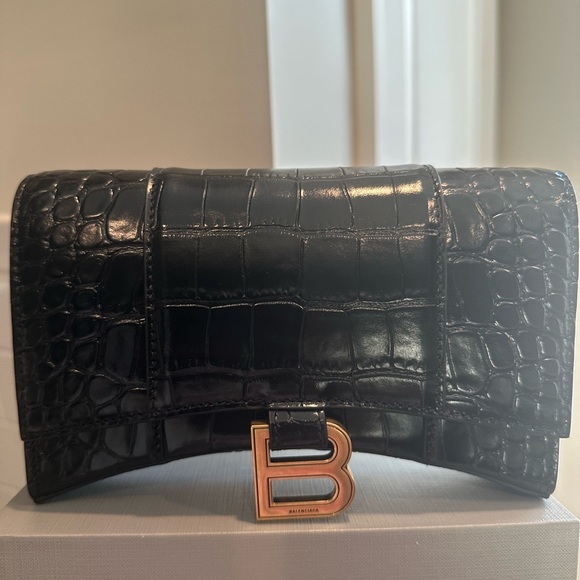 Balenciaga Hourglass Shiny Mock-Croc Black Chain Wallet - Picture 2 of 16